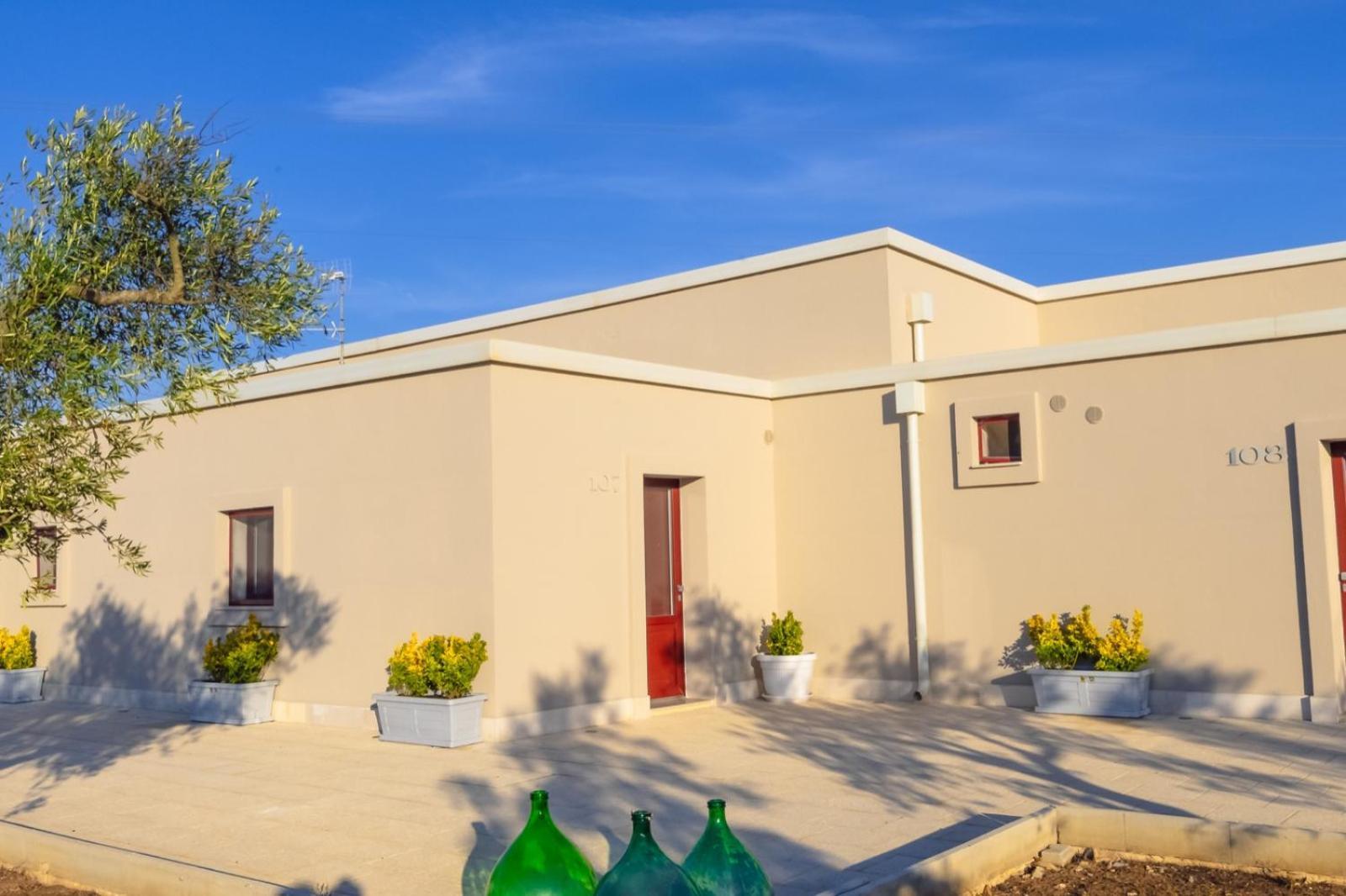 Villa Brigida Resort Сантерамо ин Коле Екстериор снимка